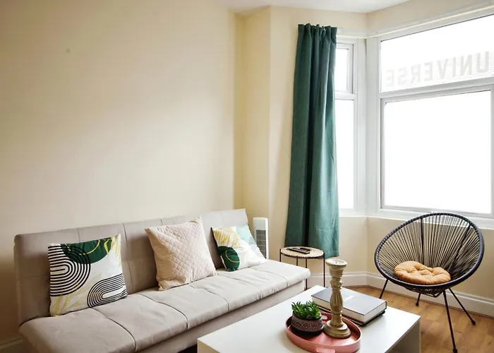 The Green Garden House Near Tottenham Stadium Alexandra Palace Finsbury P